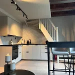 Central Apartment In Idyllic Bakklandet